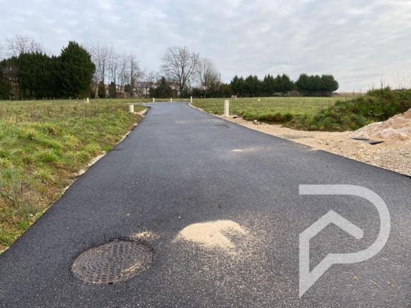 Terrain 688 m2