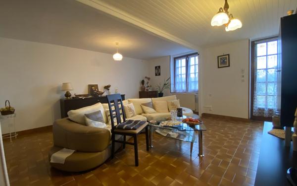 Maison à vendre    5 pièces •  Verneuil