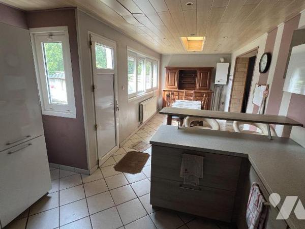 En exclusivité chez votre Notaire, maison de ville 1 mitoyenneté sur Dunkerque Petite-Synthe (5...