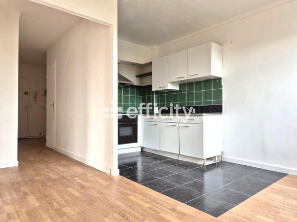 Appartement
         3 pièces
        - 67 m² Exclusivité 185 000 € *