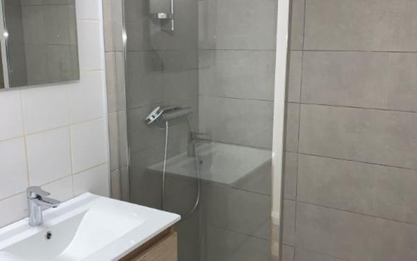 Appartement à louer    2 pièces • 37,10 m2 Sainte-Foy-lès-Lyon