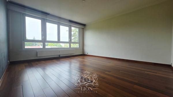 Appartement T4 garage et espaces verts