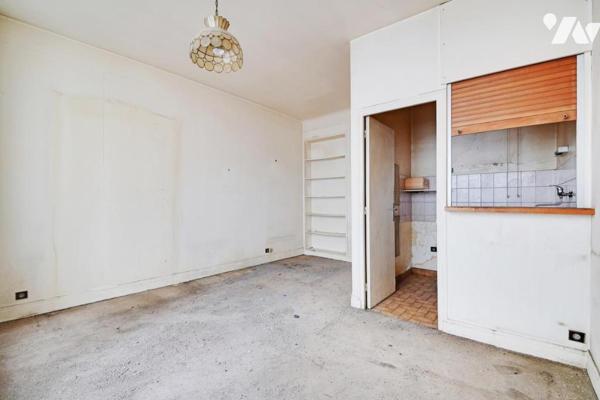 2 pièces traversant avec ascenseur