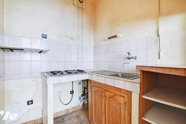 2 pièces traversant avec ascenseur