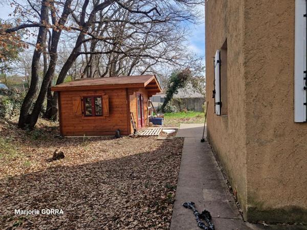 NANS LES PINS Villa T3/4 sur 1725m² de terrain