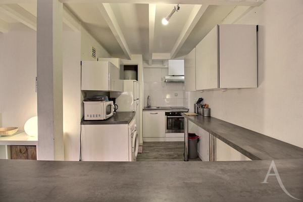 Barrière Saint-Genès 3 pièce(s) 74 m2