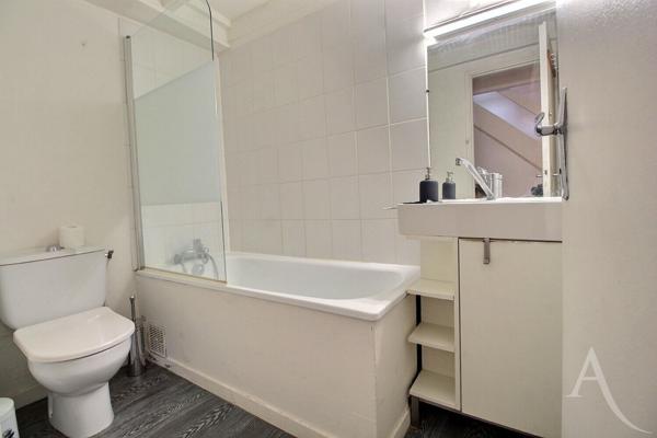 Barrière Saint-Genès 3 pièce(s) 74 m2