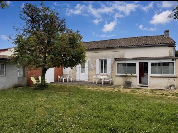 INVESTISSEMENT LOCATIF  SPÉCIAL CURISTES  CENTRE-VILLE JONZAC