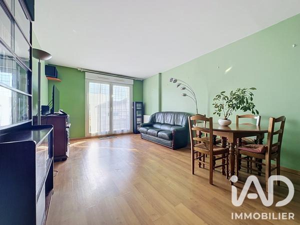 Appartement à vendre 3 pièces 65,49 m² Le Mesnil-le-Roi