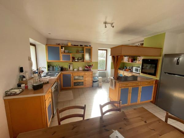 Maison à NOYEN-SUR-SARTHE, 72430 - 7 pièces 160m²