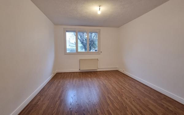 Appartement à vendre    3 pièces • 52,68 m2 Caluire-et-Cuire