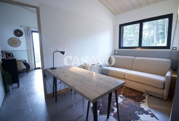 Vente Maison 5 pièces de 166m² - 13080 Aix-en-Provence