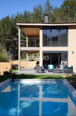 Vente Maison 5 pièces de 166m² - 13080 Aix-en-Provence