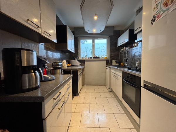 Appartement 4 pièces 70.4 m2