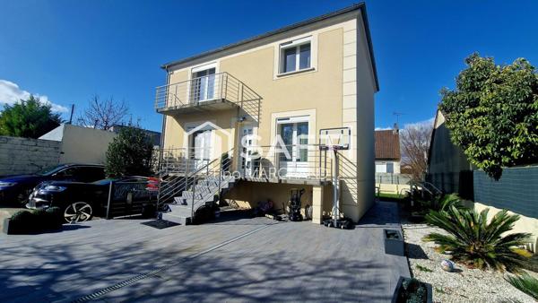 Maisons Familliale 5 pièces  Entièrement rénovée