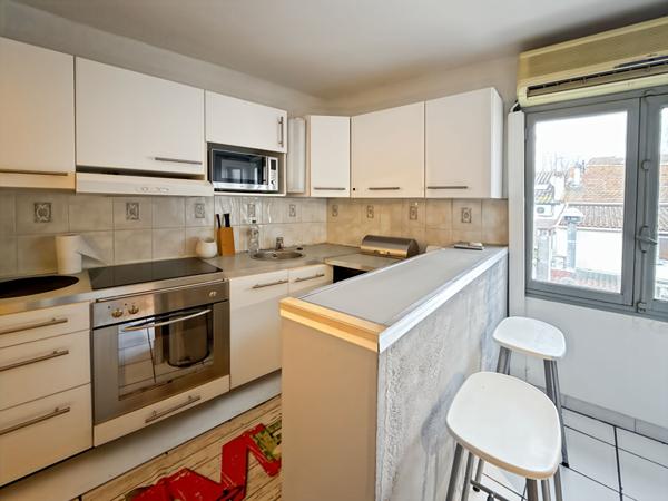 Maison La Crau avec local commercial, gros potentiel !