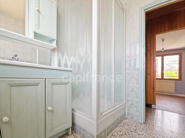 Maison à vendre 5 pièces 3 chambres avec terrain de 840 m2