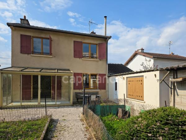 Maison à vendre 5 pièces 3 chambres avec terrain de 840 m2