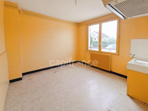 Maison à vendre 5 pièces 3 chambres avec terrain de 840 m2