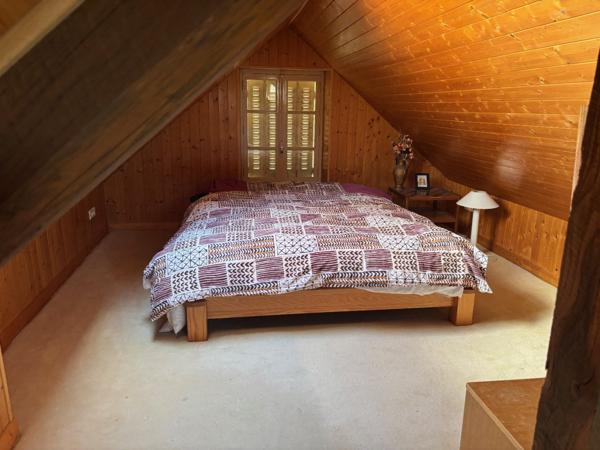Maison - 3 chambres, Jardin 311 m2 avec garage.