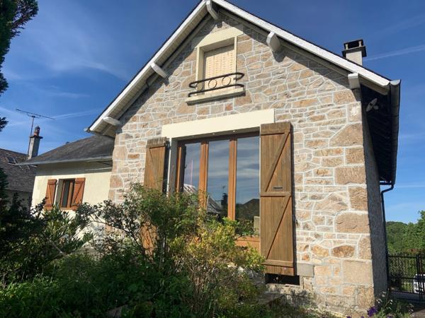 Maison - 3 chambres, Jardin 311 m2 avec garage.