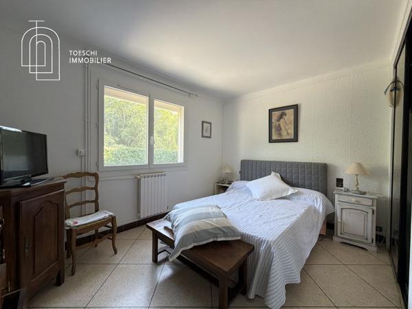 Maison de plain-pied de 73 m² sur terrain de 523 m²