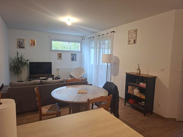 LOCATION TYPE 3 AVRILLE ECRIN PERRIERE _ B001,  
Avrille 49240