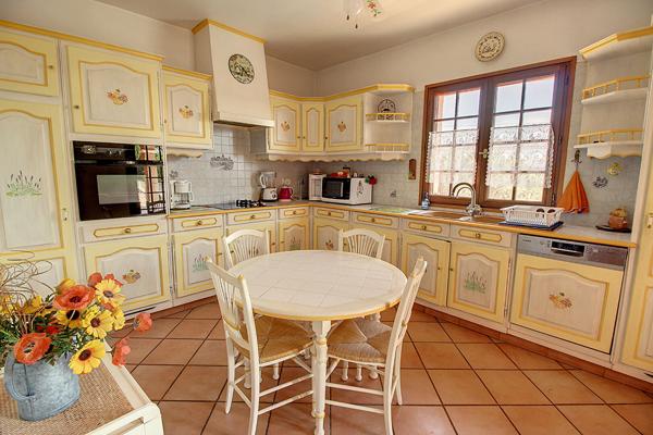 A VENDRE Maison Lorgues 5 pièces 130 m² + piscine + garage
