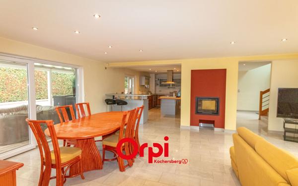Maison à vendre    4 pièces • 208 m2 Pfettisheim