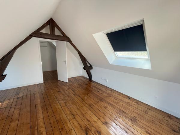 Sens (89100) En location à Sens : appartement de 36m² dernier étage