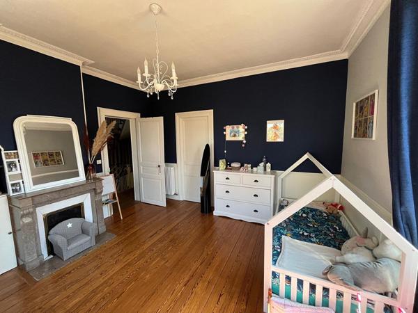 Maison de prestige à vendre à Fère-Champenoise - 9 pièces, 218 m²