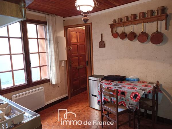 Vallée du Lot maison de village sur le chemin de St Jacques Compostelle