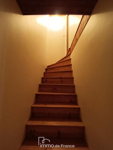 Vallée du Lot maison de village sur le chemin de St Jacques Compostelle