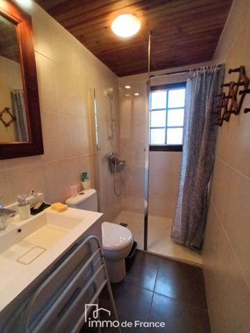 Vallée du Lot maison de village sur le chemin de St Jacques Compostelle