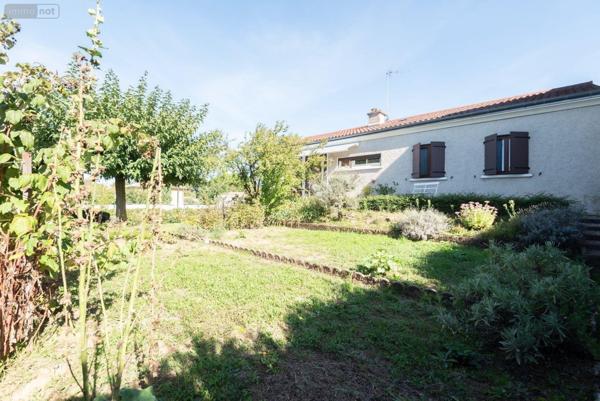 Maison à vendre à La Chapelle-de-Guinchay en Saône-et-Loire (71570), ref : 13779/966