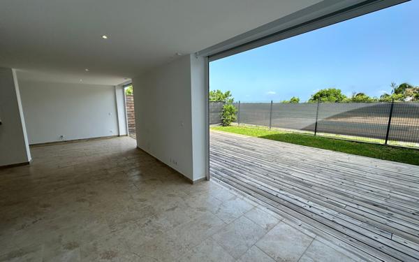 Appartement à vendre    3 pièces • 94,10 m2 Saint-François