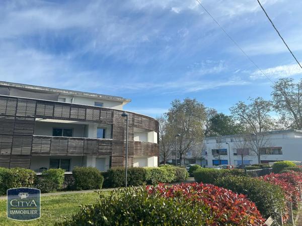 Appartement à louer 2 pièces 41.77m² Mérignac (33700)