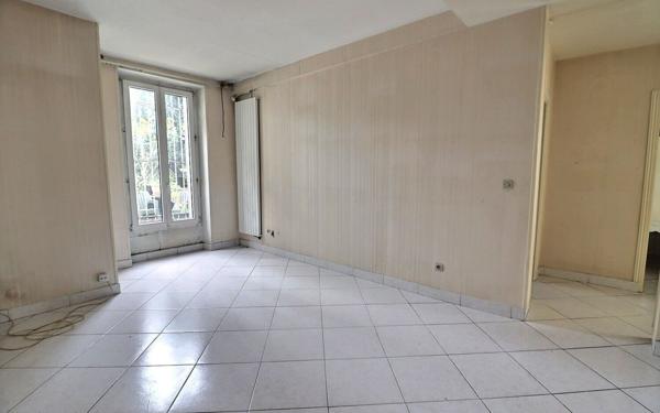 Appartement à vendre    3 pièces • 62 m2 Paris 19