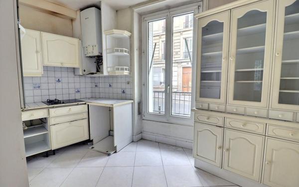 Appartement à vendre    3 pièces • 62 m2 Paris 19