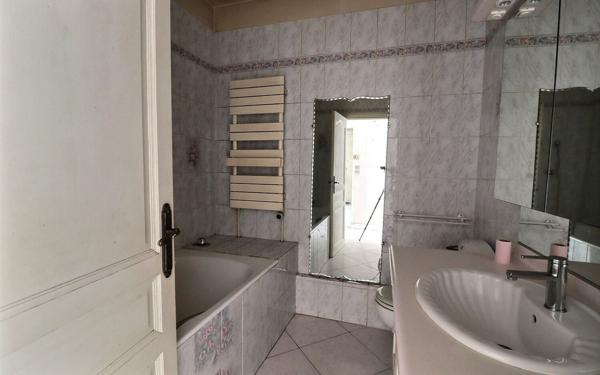 Appartement à vendre    3 pièces • 62 m2 Paris 19