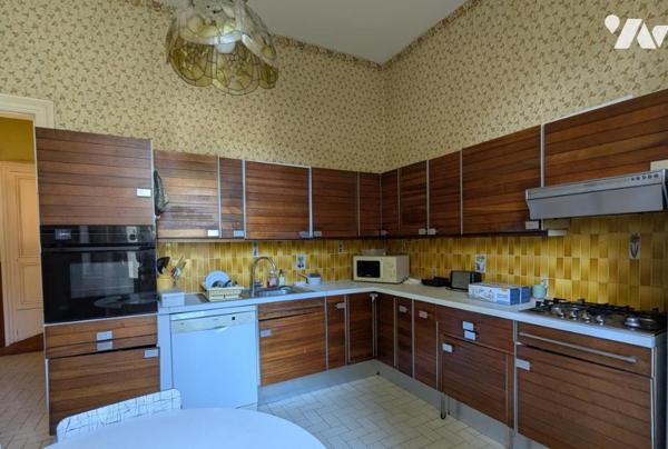 Exclusivité – Hôtel Particulier  – GARAGE - Place Canclaux, Nantes