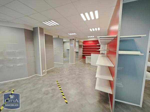 Vente local commercial Saumur (49400)