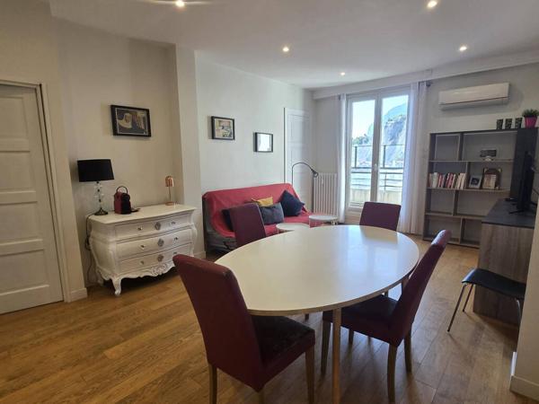 Appartement 3 pièces 77 m² à vendre à Grenoble 38000