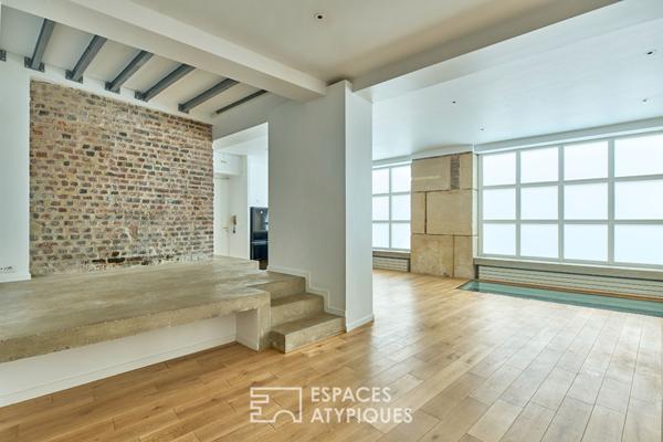 Ancien studio photo transformé en triplex à Marcadet – Poissonniers