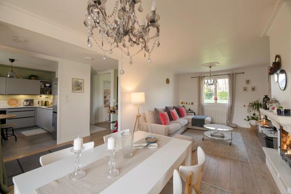 A vendre centre de MELESSE, maison 4 chambres, parcelle d'environ 440m², 140 m² habitable