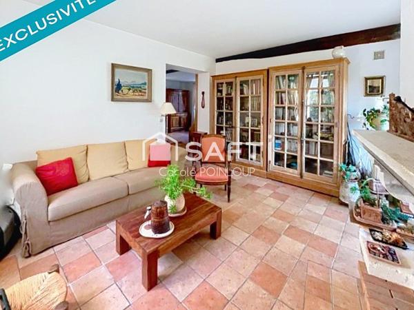 belle maison pleine de charme