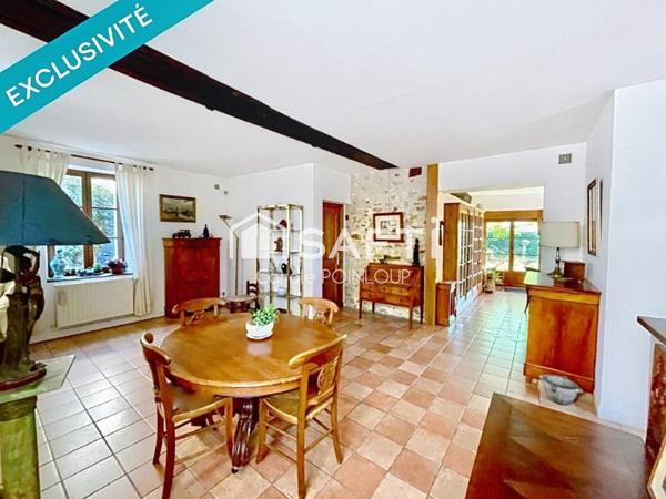 belle maison pleine de charme