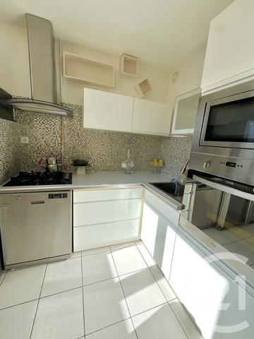 Appartement à vendre  4 pièces - 66,67 m2 VAULX EN VELIN - 69