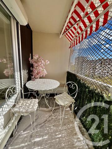 Appartement à vendre  4 pièces - 66,67 m2 VAULX EN VELIN - 69