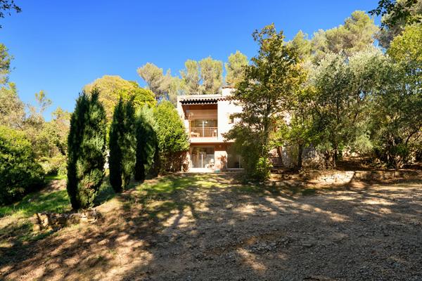 Maison Bouc Bel Air d'environ 130 m2